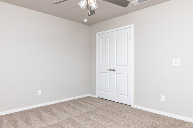 Building Photo - 2512 Outlaw Ct