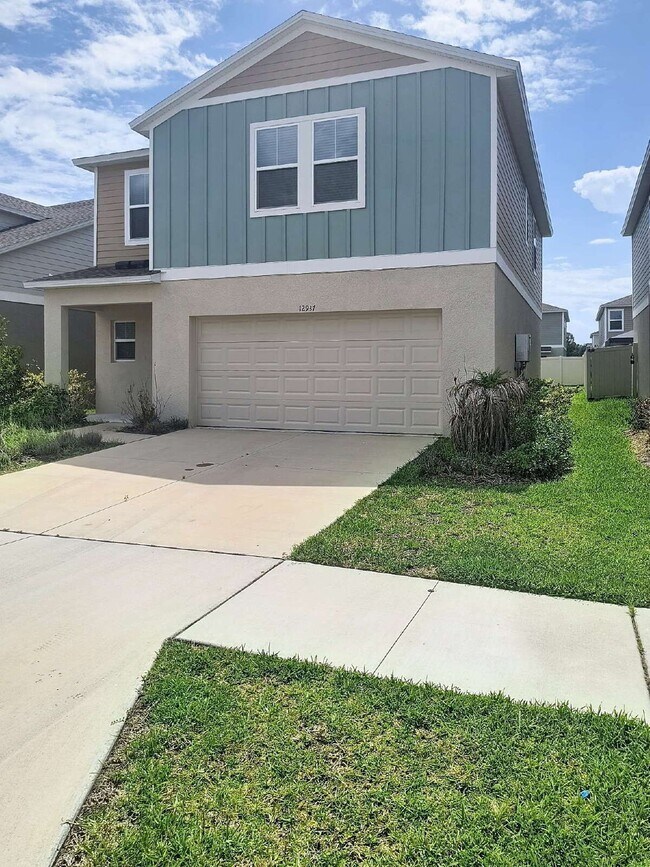 Building Photo - 12937 Camarillo Pl