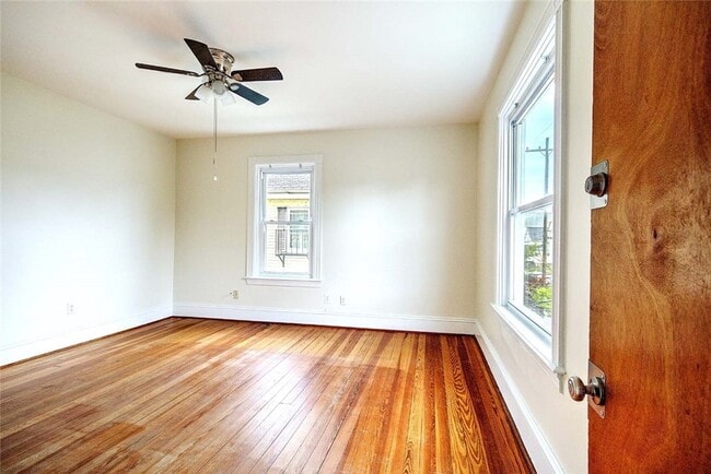 Building Photo - 139 Hunts Ave