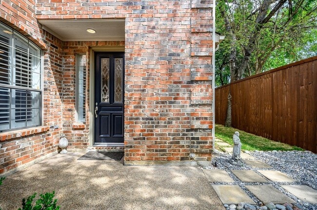 Building Photo - 4209 Sexton Ln