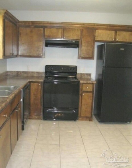 Building Photo - 4608 Centerpointe Dr