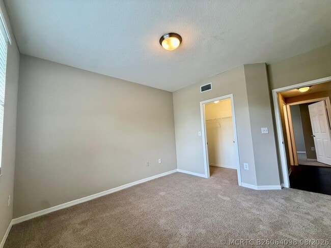 Building Photo - 15145 Michelangelo Blvd