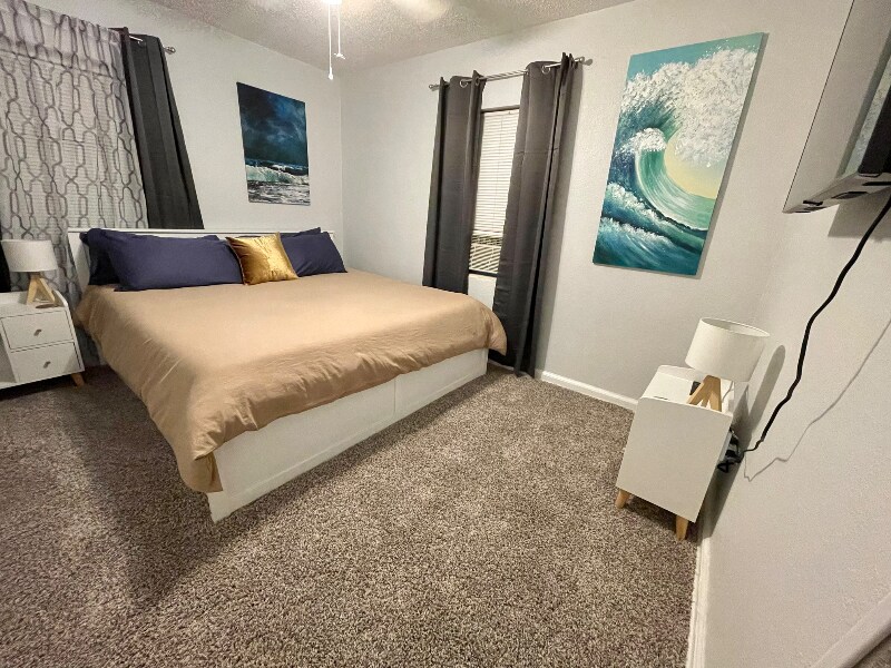 Building Photo - 193 E Highland Dr