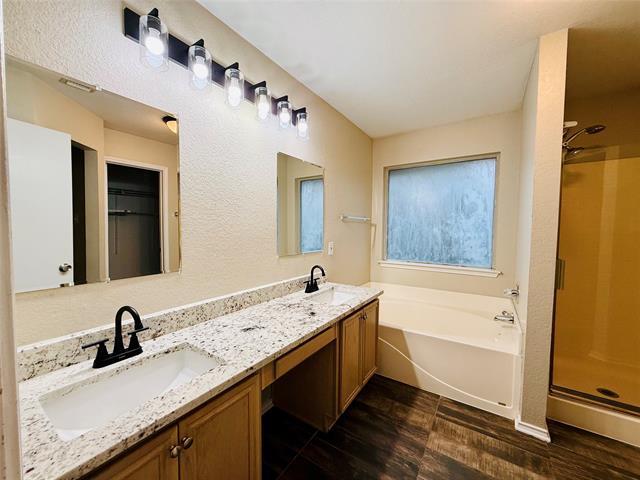 Building Photo - 707 S Highland Dr