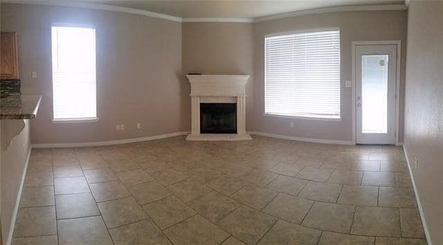 Building Photo - 8640 Rainy Lake Dr
