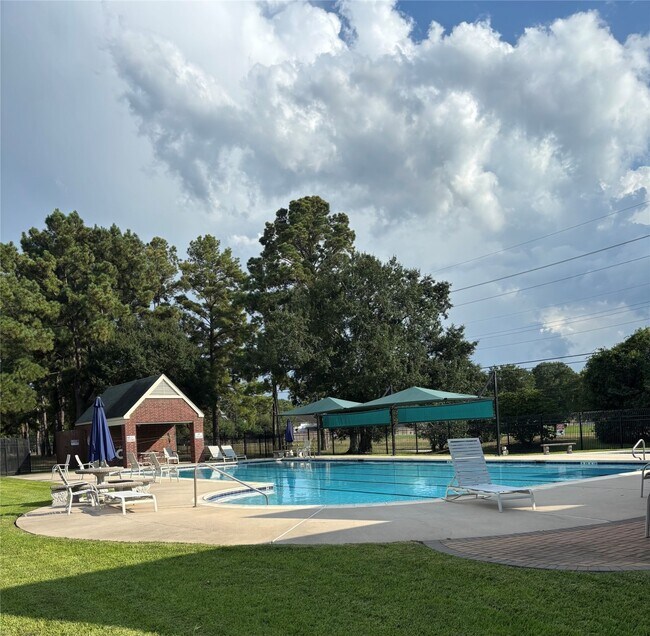 Building Photo - 13135 Rosewood Glen Dr