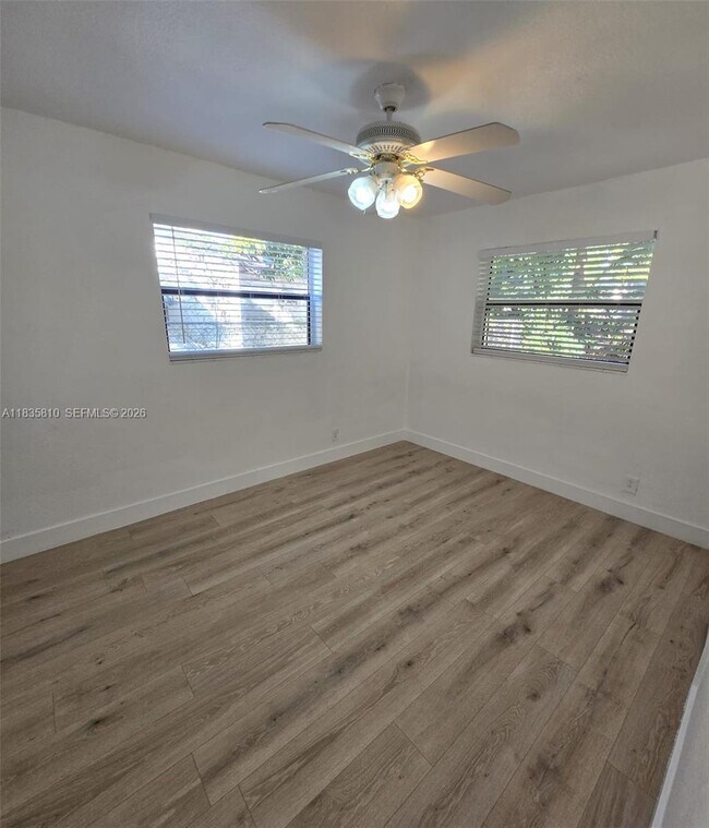 Building Photo - 1905 SW 11th St