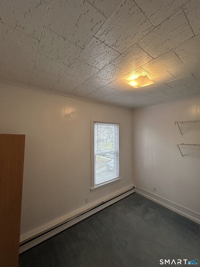 Building Photo - 73 Peck St