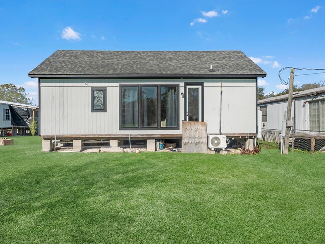 Building Photo - 3209 Pennsylvania St