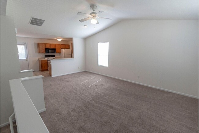 Building Photo - 3324 E St Charles Rd