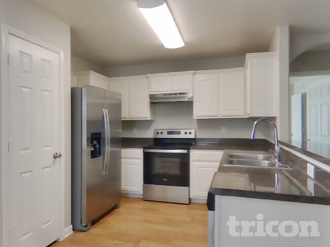 Building Photo - 6930 Waterlilly View Ln