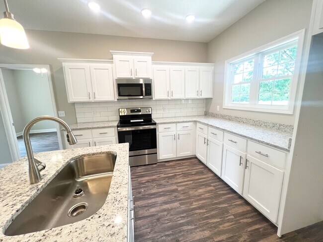 Building Photo - 107 Orchard Way