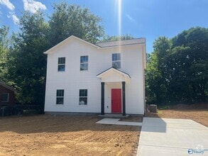 Building Photo - 1711 Golf Club Ln NW