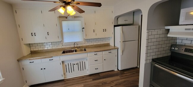 Building Photo - AVAILABLE  - 4 Bed 1 Bath on London Road