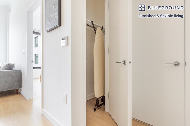 Building Photo - 655 Union St