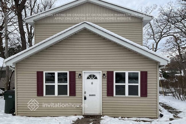 Building Photo - 26805 Circle Dr S