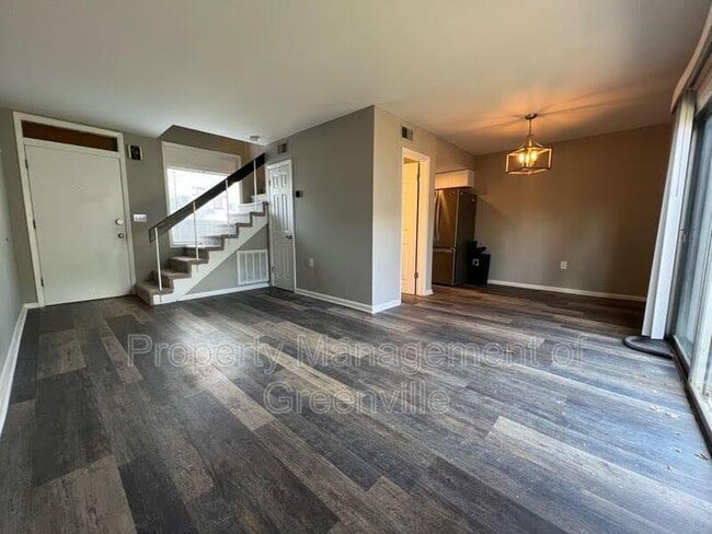 Building Photo - 3706 E North St