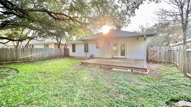 Building Photo - 1708 Carriage Hills Trail