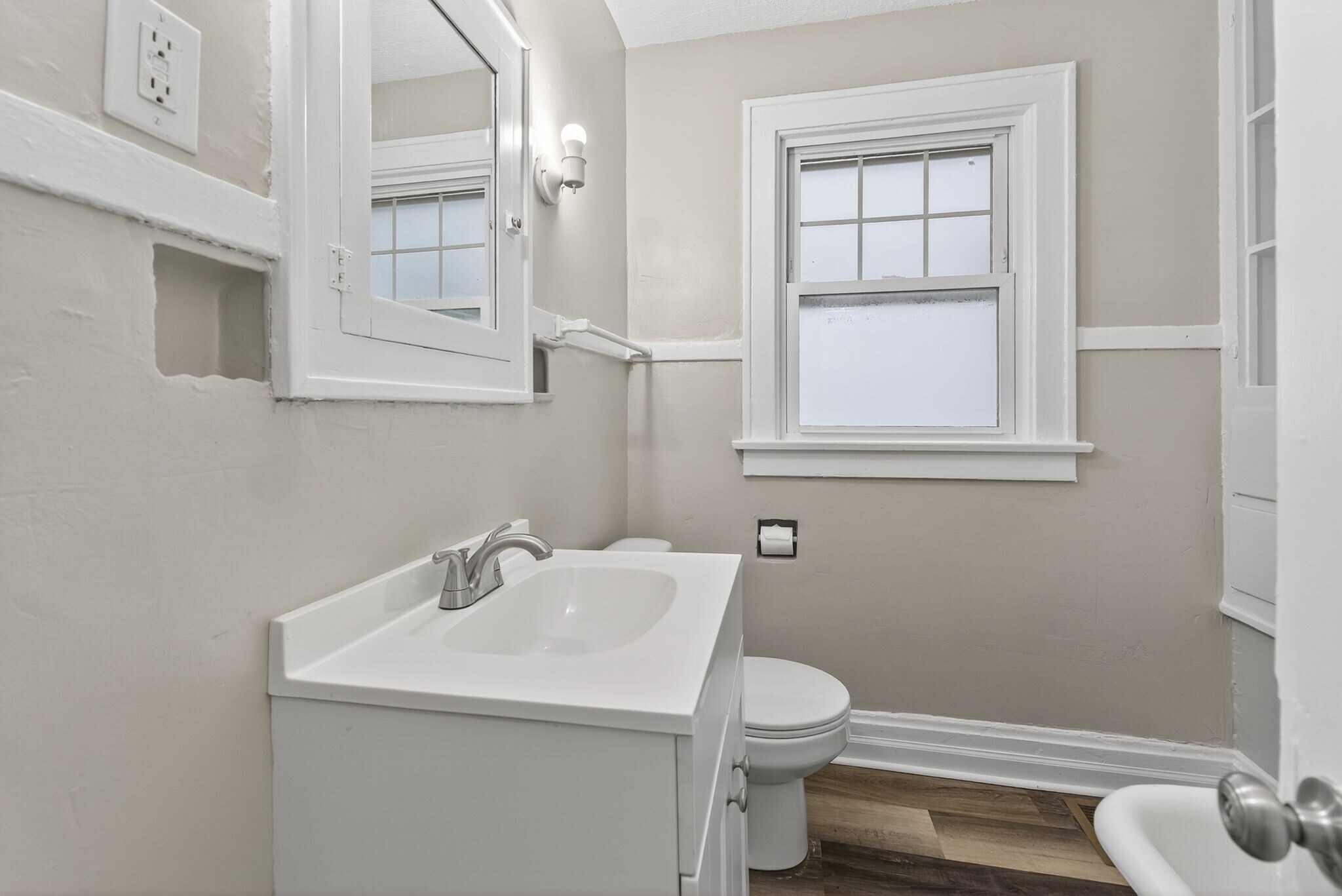 Building Photo - 1123-1125 S Ohio Ave