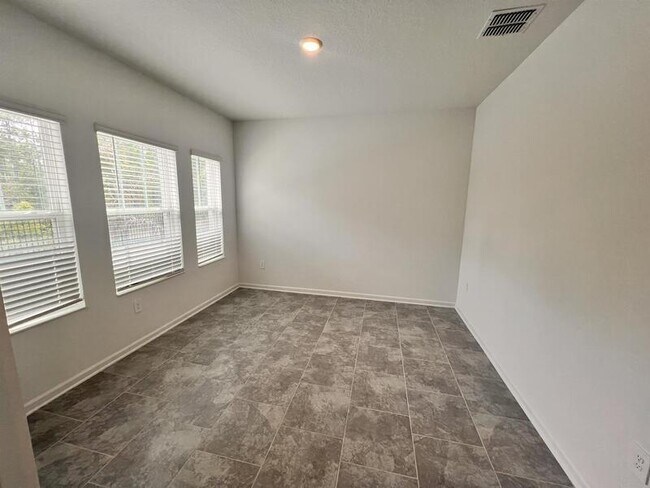 Building Photo - 6442 Pine Warbler Wy