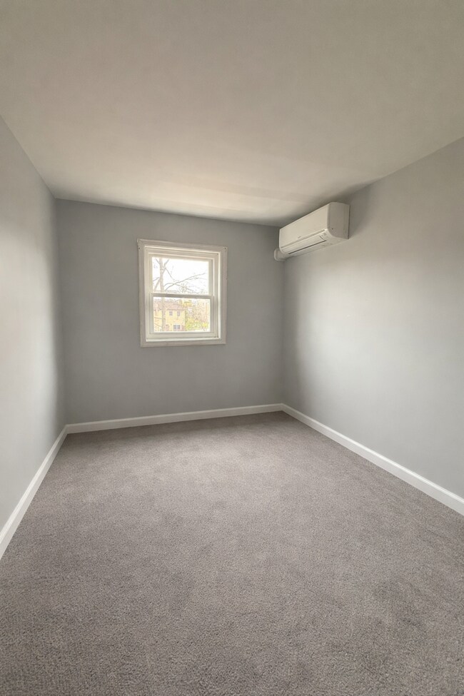 Building Photo - 186 White Dogwood Dr