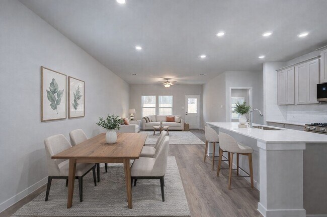 Building Photo - 8015 Heroes Hall Dr