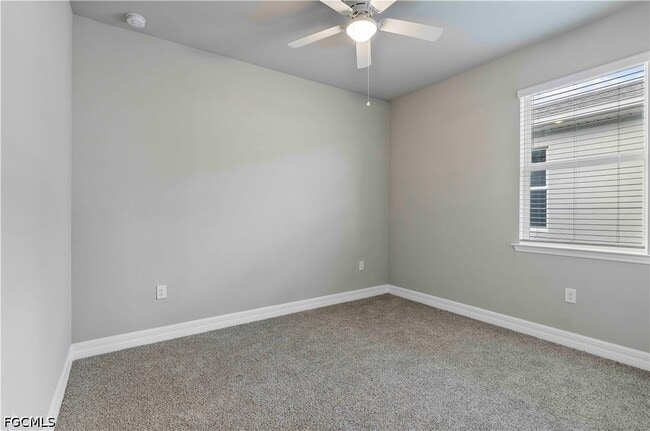 Building Photo - 16420 Seven Lks Ave