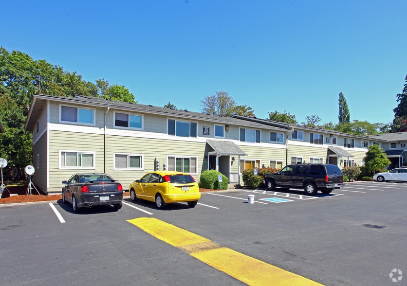 THE HEIGHTS AT SHERIDAN (BAYVIEW APTS) 100 Sheridan Rd Bremerton WA