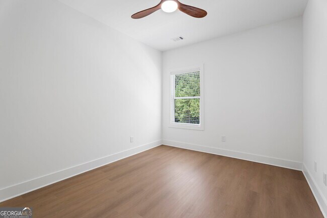 Building Photo - 173 Brush Creek Ct