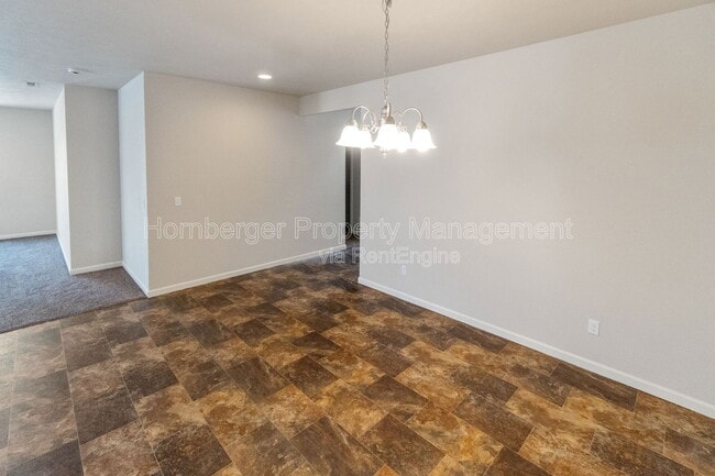 Building Photo - 8915 W Red St