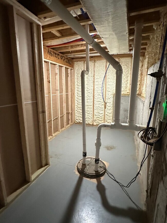 Building Photo - Now LEASING in Summit Pass! Available May 18, 2026!