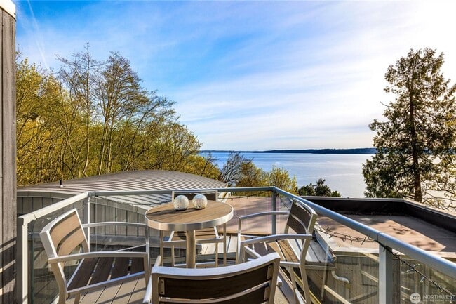 Building Photo - Architectural Seattle Masterpiece with Panoramic Water Views