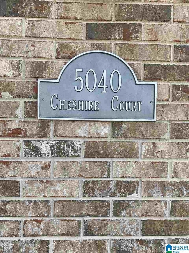 Building Photo - 5040 Cheshire Ct