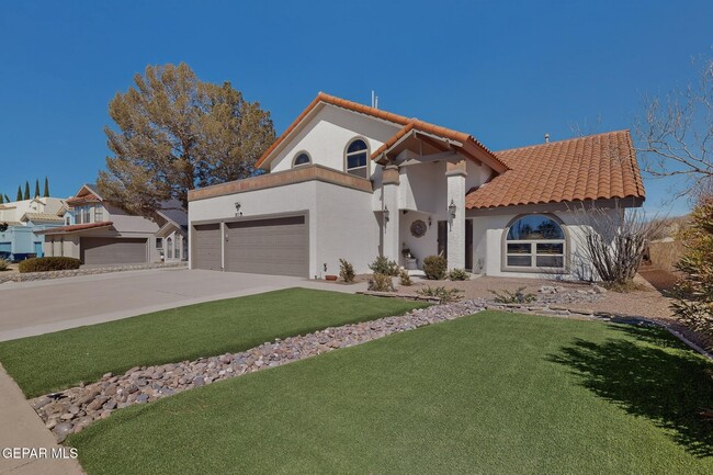 Building Photo - 851 Dulce Tierra Dr