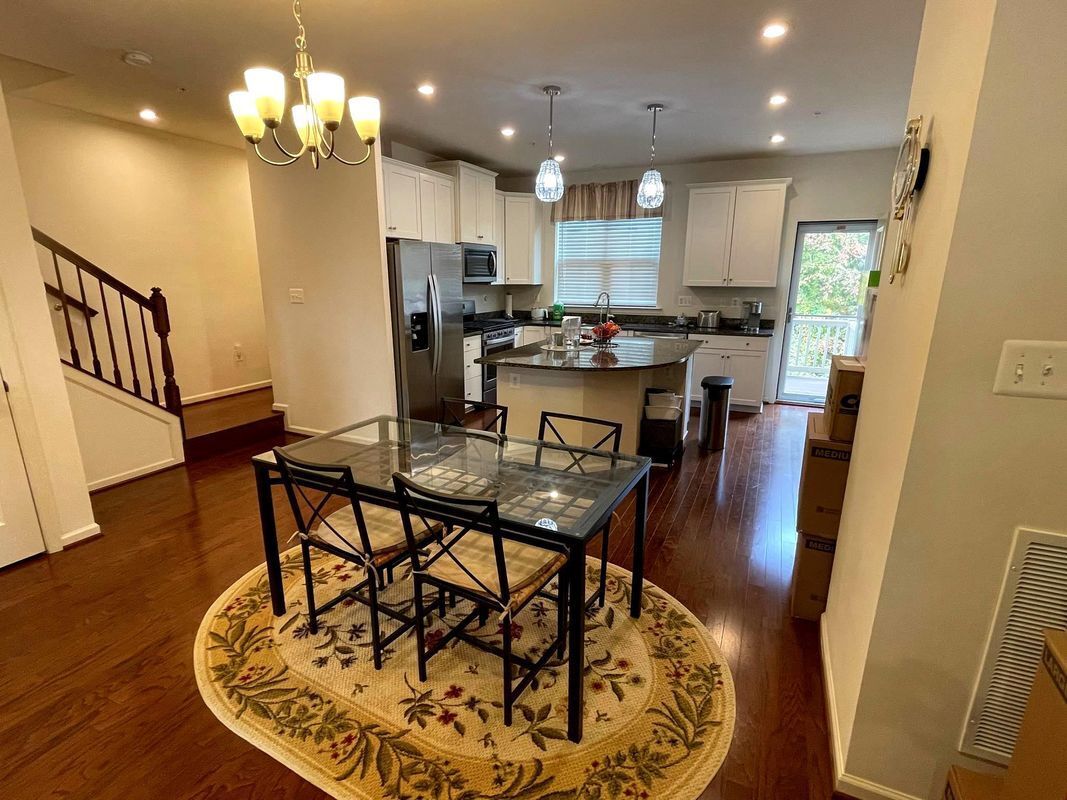 Building Photo - 7912 Marietta Dr