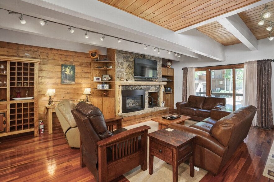 Building Photo - 2750 Crosstimbers Trail