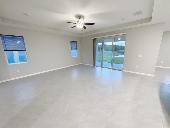 Building Photo - 13014 Willow Grove Dr