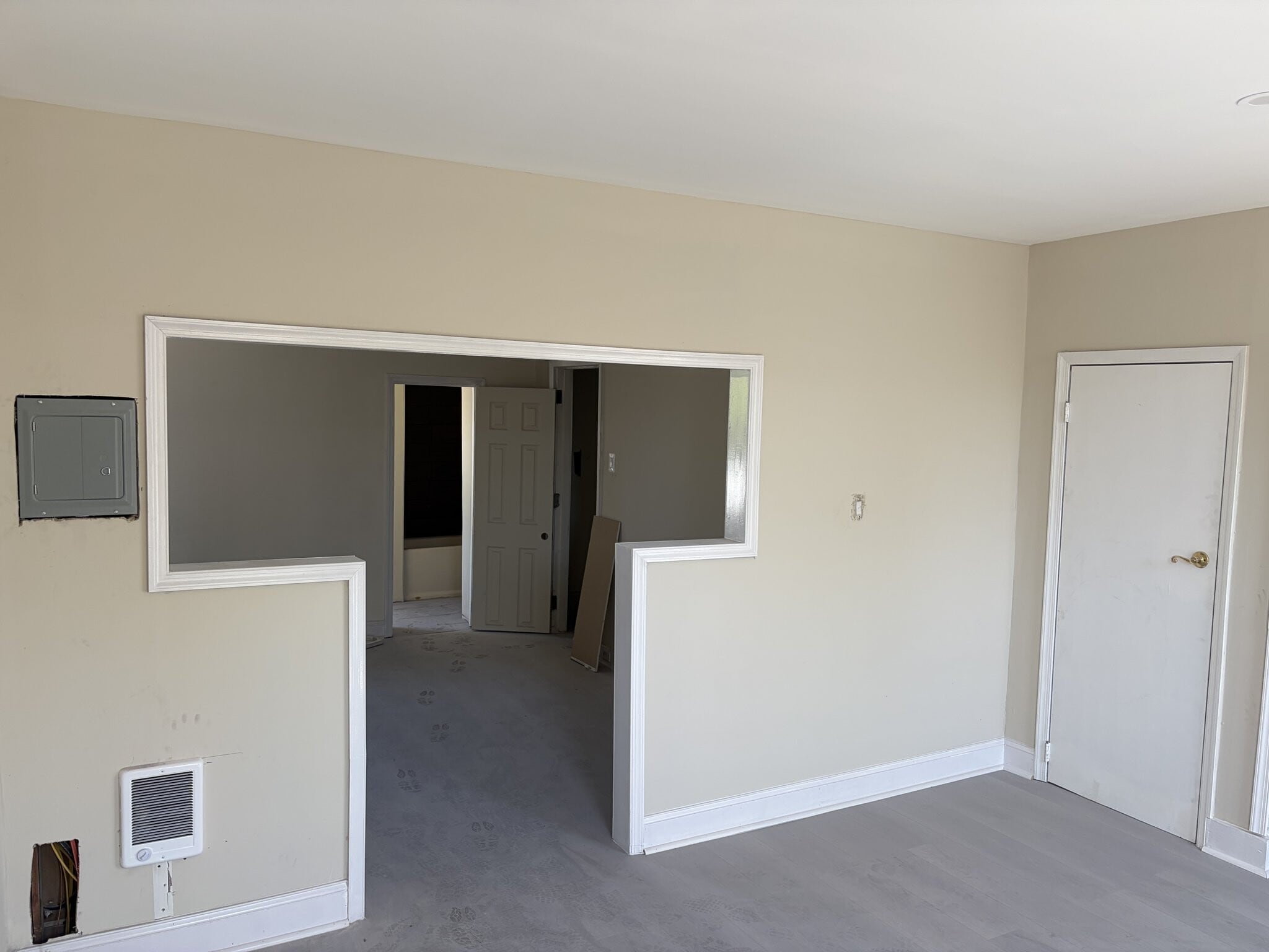 Building Photo - 2742 Kensington Ave