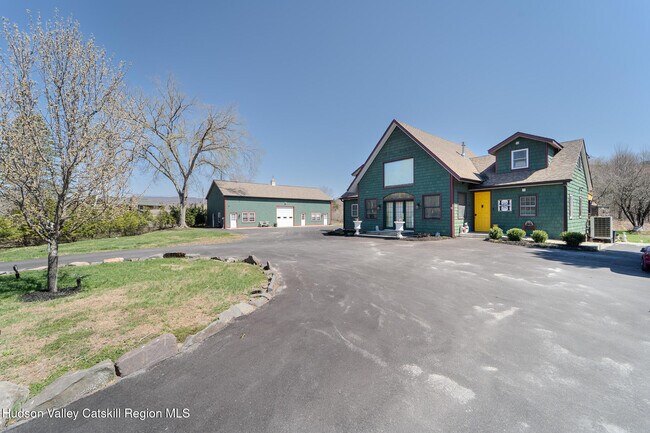 Building Photo - 52 Co Rd 65A