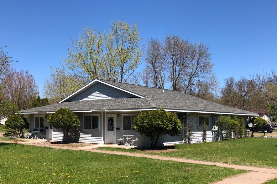 Primary Photo - 1803 1st Ave E