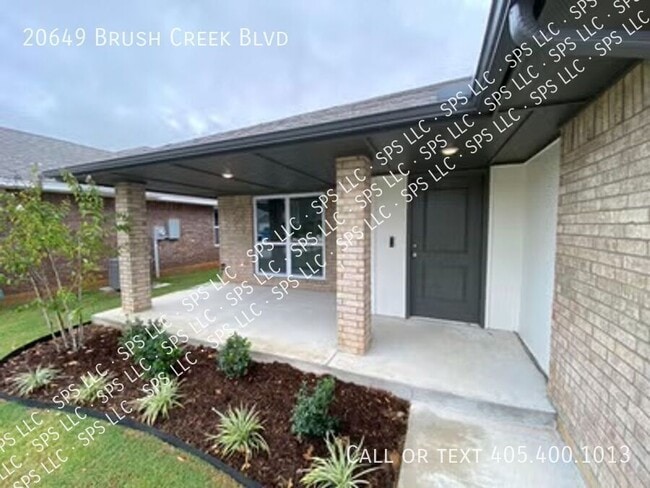 Building Photo - 20649 Brush Creek Blvd-