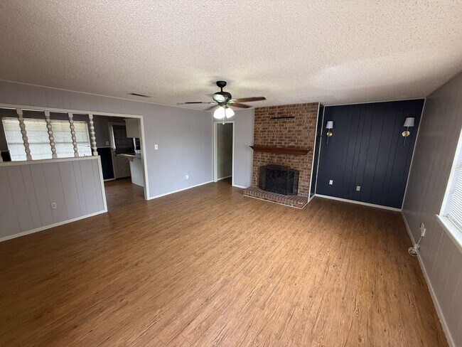 Building Photo - 3702 53rd St