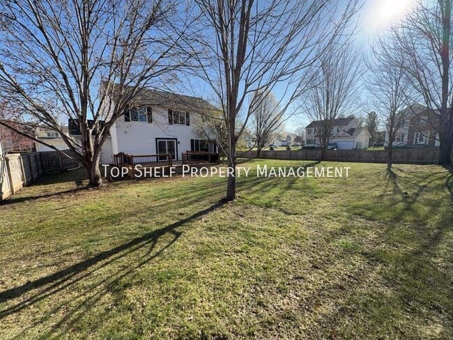 Building Photo - 4542 Meadow Valley Dr