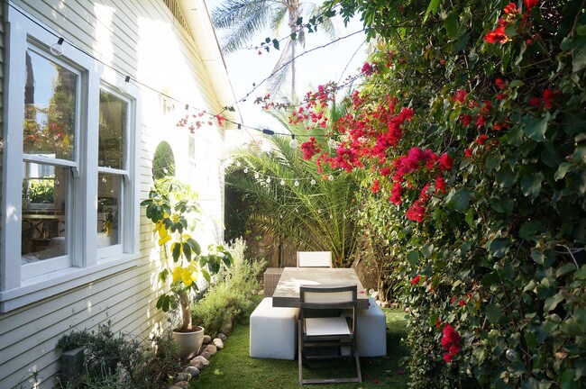 Building Photo - 2352 Ocean Ave