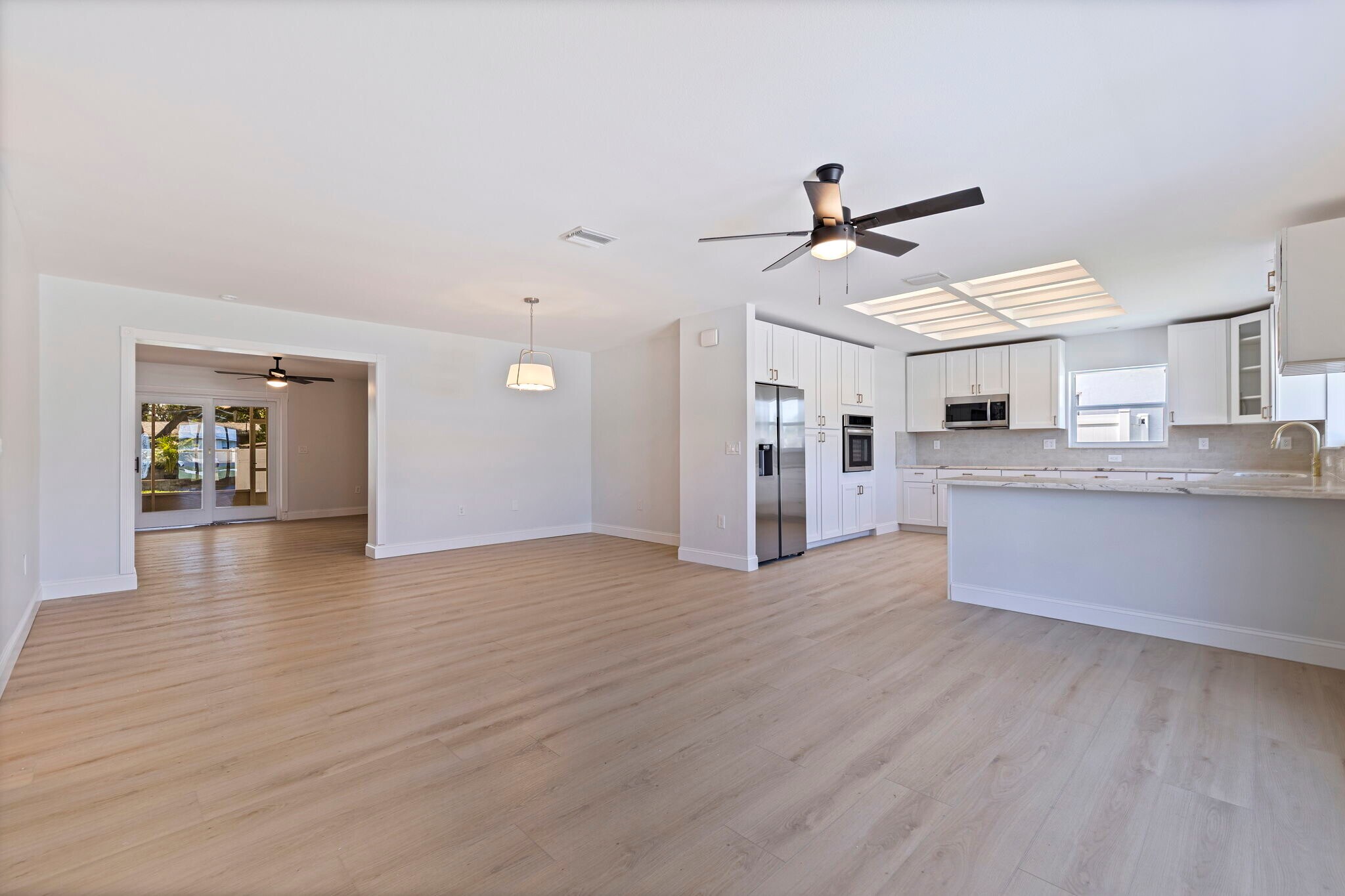 Building Photo - 934 41st Ave NE