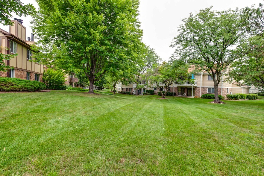 Building Photo - 1075 Auburn Ln