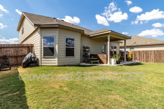 Building Photo - 709 Stonemanor Bay