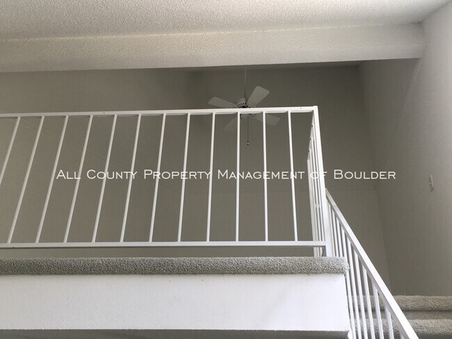 Building Photo - Powderhorn Condo with Loft