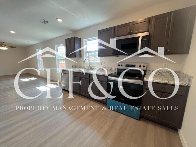 Building Photo - Stunning New 3-Bedroom, 2-Bath Home in Spa...