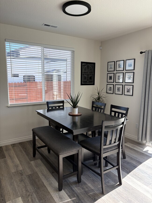 Building Photo - 17824 Davis Mdw Ct